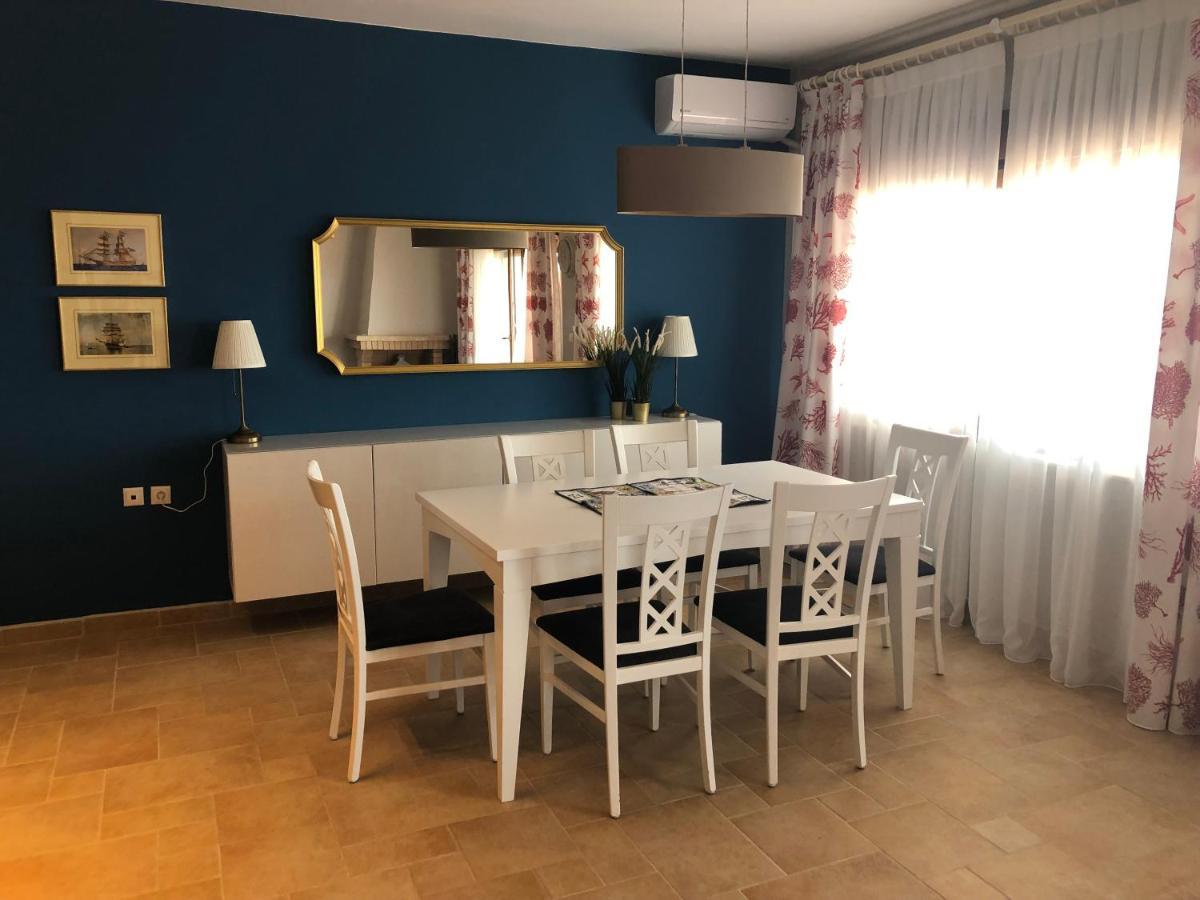 شقة Navy Blue نيا سكيوني المظهر الخارجي الصورة